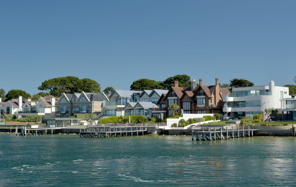 Waterfront properties UK Waterfront properties UK