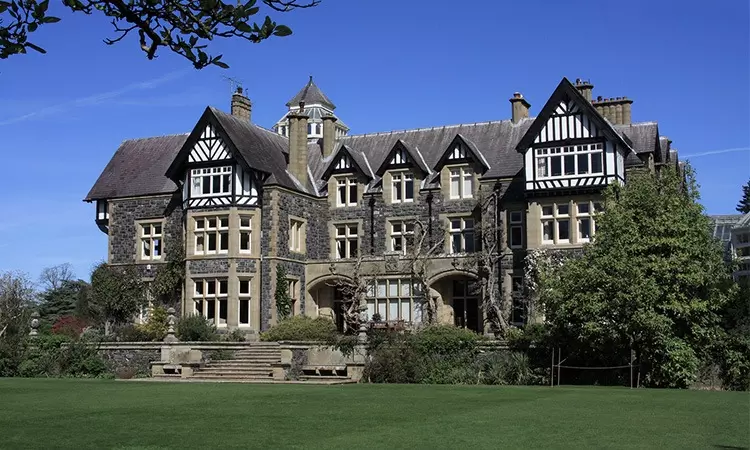 Historic Homes for Sale in the UK