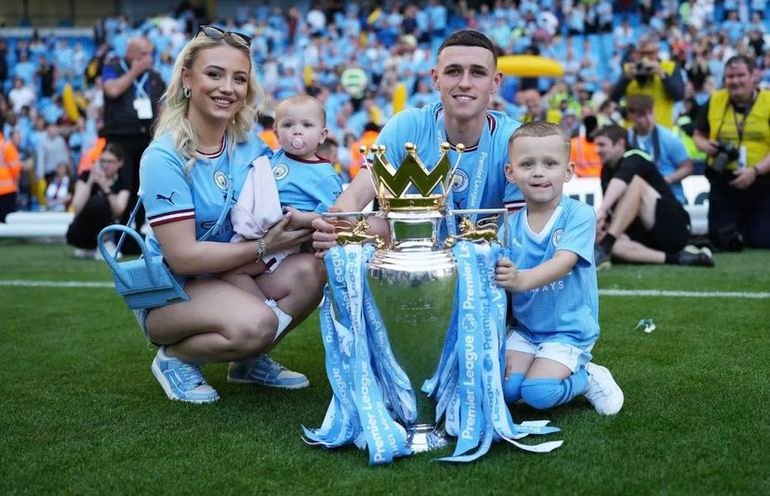 Phil Foden wife